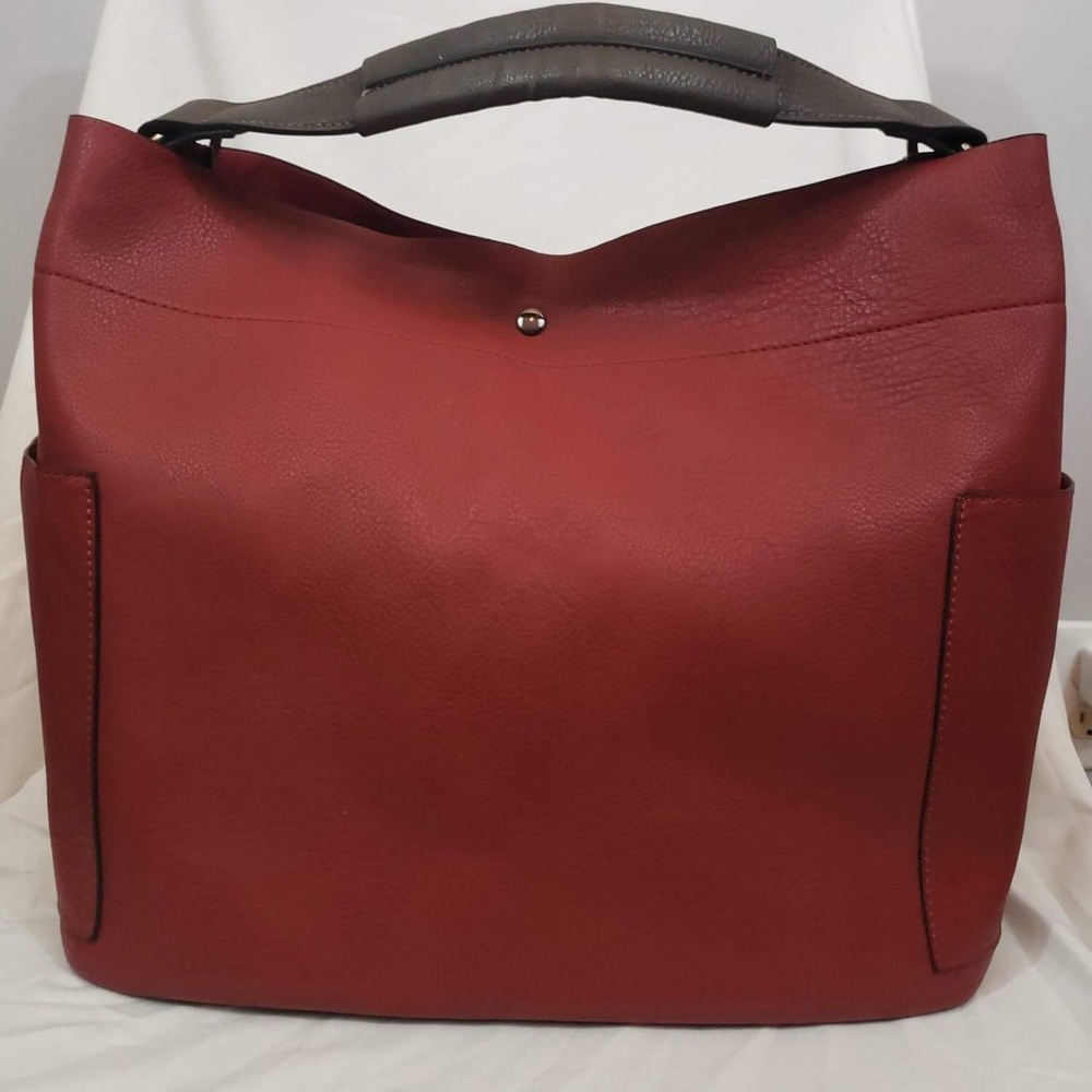 Leather Black River Purse